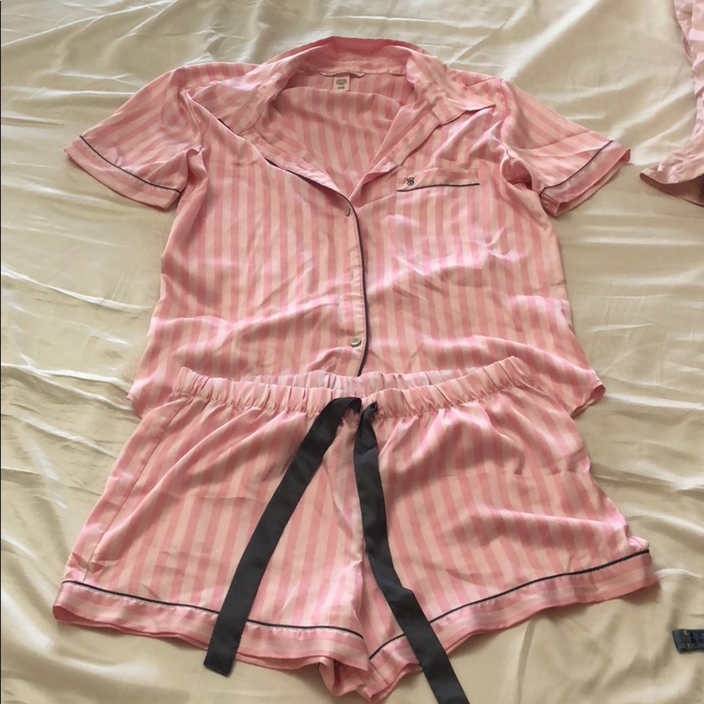 Victoria’s Secret Iconic Pajamas Set